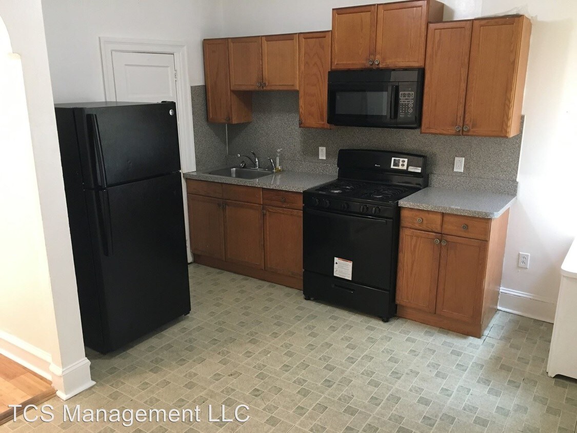 Foto principal - 4840 N Hutchinson St