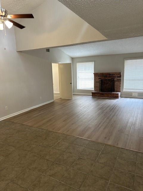 Foto del edificio - 23711 Farm Hill Dr