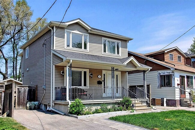 Building Photo - ***UTILITIES & INTERNET INCLUDED*** (1 Bed...