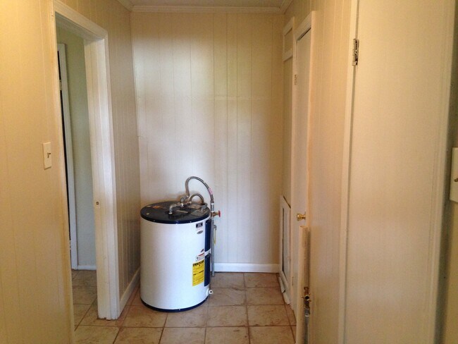 Foto del edificio - Most Affordable One Bedroom House in Mt Pl...