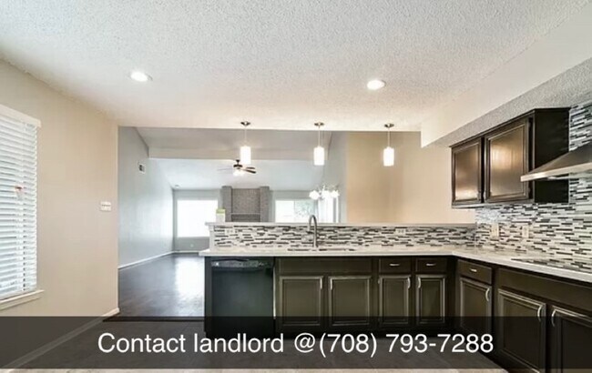 Building Photo - 12723 Ashford Knoll Dr