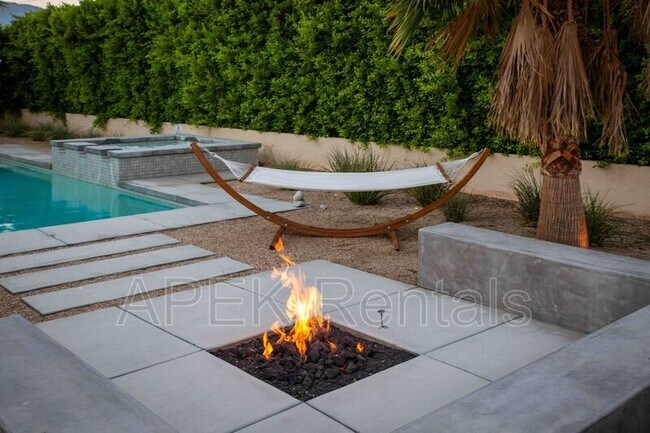 Foto del edificio - 2355 W Nicola Rd