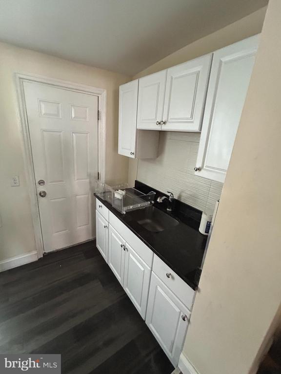 Foto del edificio - 5622 Appletree St