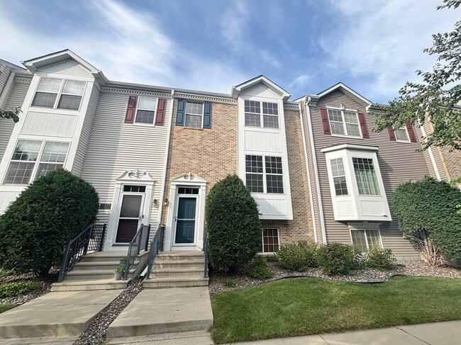 Building Photo - 15573 June Grass Ln