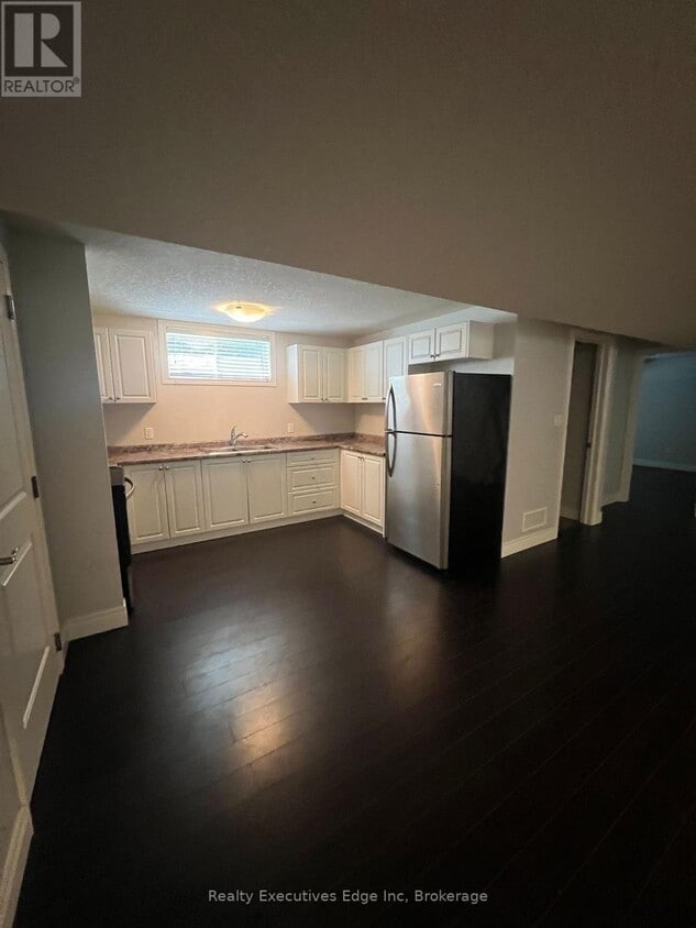 Primary Photo - 119 Dallan Dr