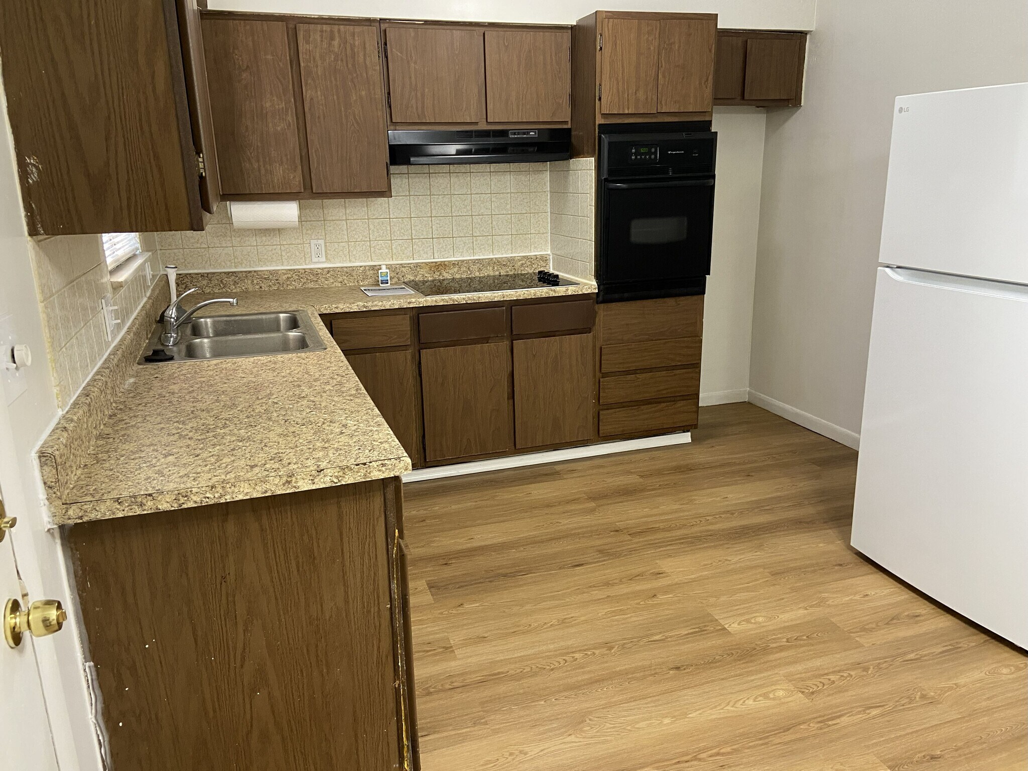 1790 Cromwell Dr Akron, OH 44313 – photo 5