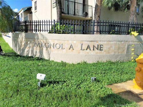 Foto principal - 7423 SW 152nd Ave