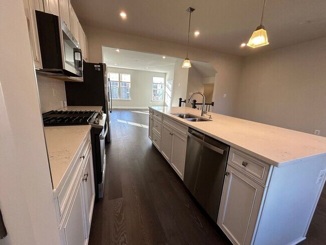 Foto del edificio - 1317 Trestle Dr