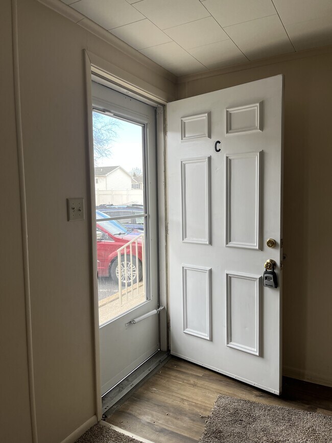 Foto del edificio - 611 Lincoln Way W