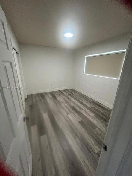Foto del edificio - 3180 NW 19th Ave