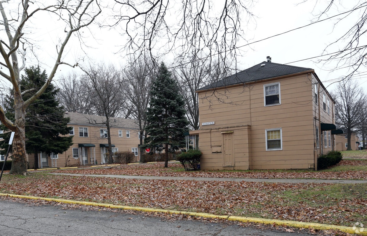 Park Lane Manor Apartments Apartments in Akron, OH