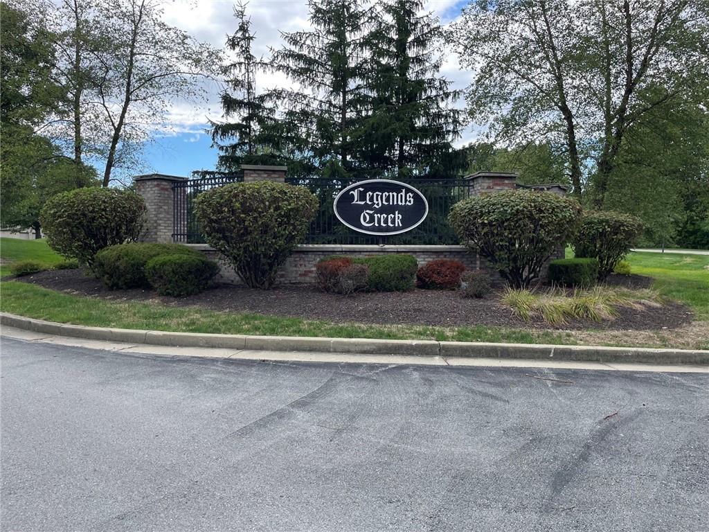 238 Legends Creek Way Unit 102, Indianapolis, IN 46229 Condo for Rent