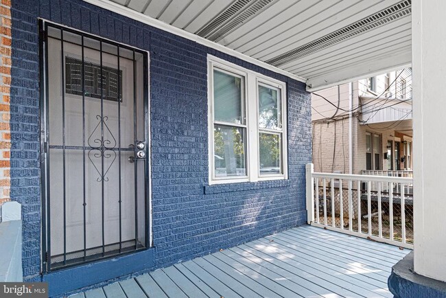 Building Photo - 1344 Princeton Ave