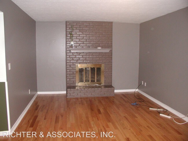 Building Photo - 37411 Carson St