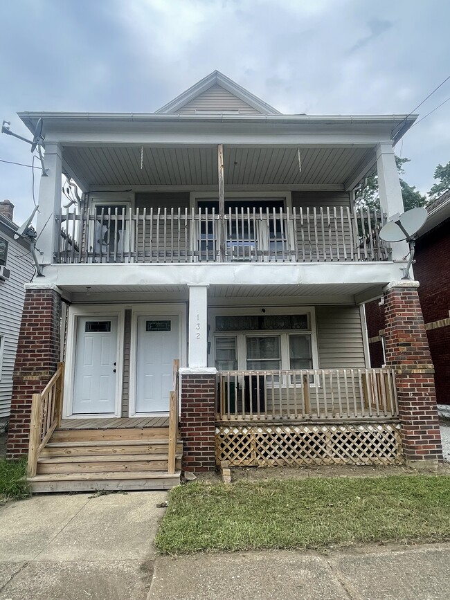 Building Photo - 132 E 31st St