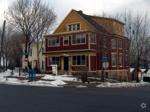 Foto del edificio - 200 Cedar Lake Rd