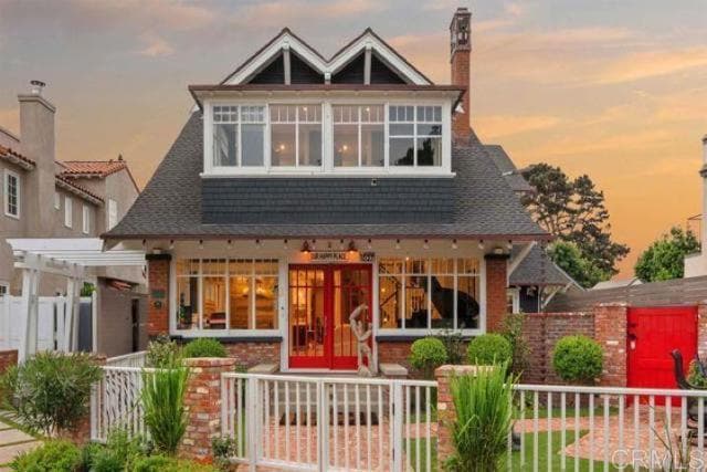 Foto del edificio - 1027 G Ave