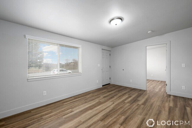 Foto del edificio - 4218 S 4800 W