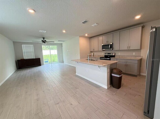 Building Photo - 17333 Cagan Crossings Blvd