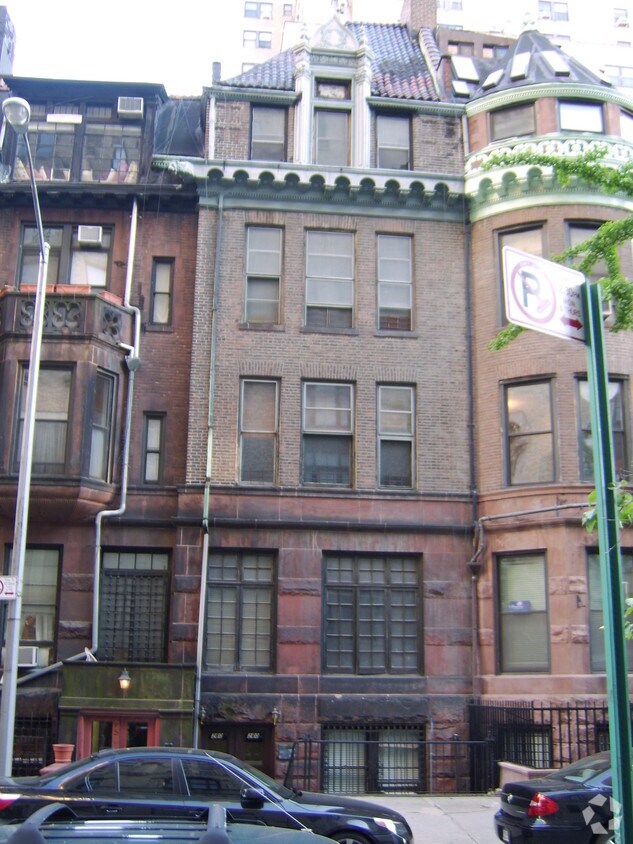 Foto del edificio - 260 W 73rd St