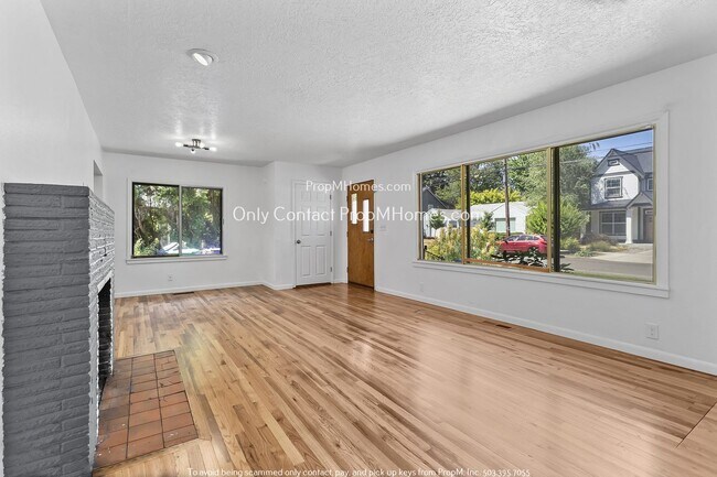 Foto del edificio - Charming Three Bedroom in Woodstock Neighb...