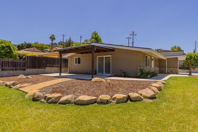 Building Photo - Move-In Ready Rancher