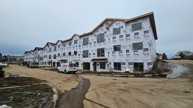 Building Photo - Avenue55