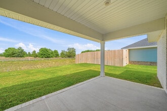 Building Photo - 593 Alleyoak Ln