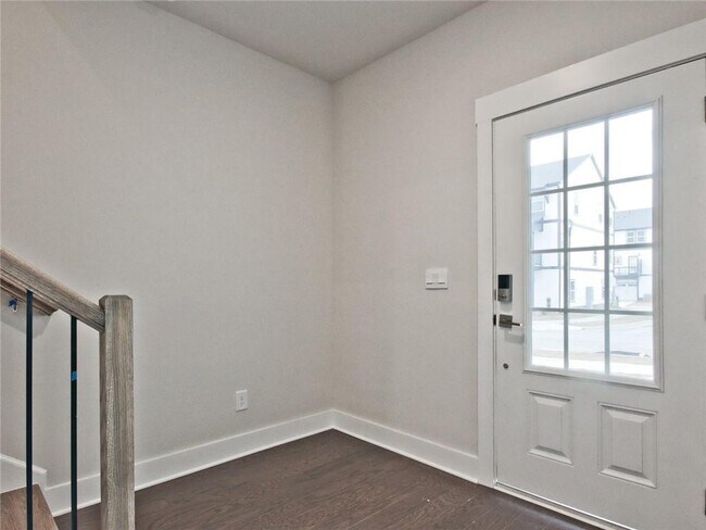 Building Photo - 1012 Knoxboro Ln