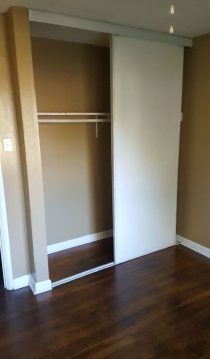 Building Photo - 1720 Leafcrest Dr
