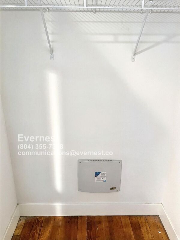 Building Photo - 17 W Main St