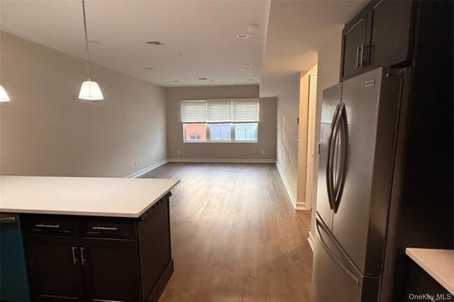 Building Photo - 122 Greenwich Ave