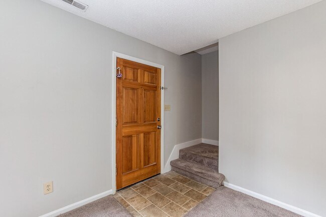 Foto del edificio - Move In Ready Two Bedroom Home!