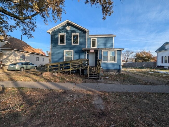 Foto del edificio - Newly Renovated 4 bedroom house