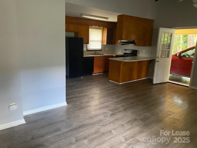 Building Photo - 120 W Hudson St