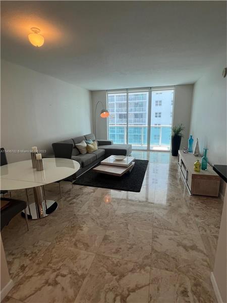 Foto del edificio - 186 SE 12th Terrace