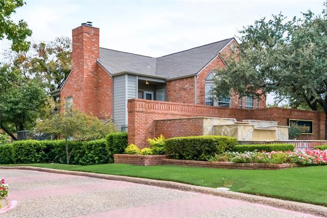 Foto principal - 12660 Hillcrest Rd