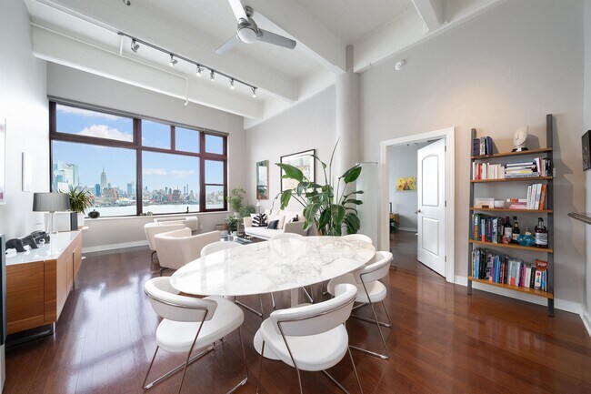 Foto del edificio - 1500 Hudson St