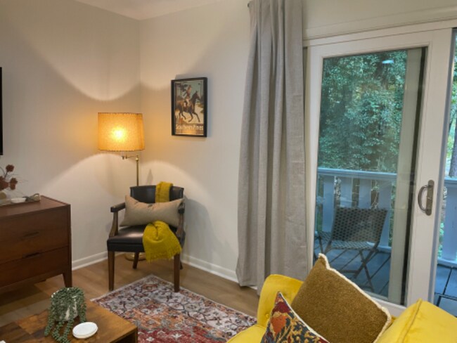 Building Photo - 365 W Illinois Ave