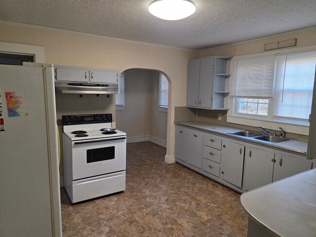 Foto del edificio - Charming 2 Bedroom, 1 Bath Home in Peaceful Siloam Setting