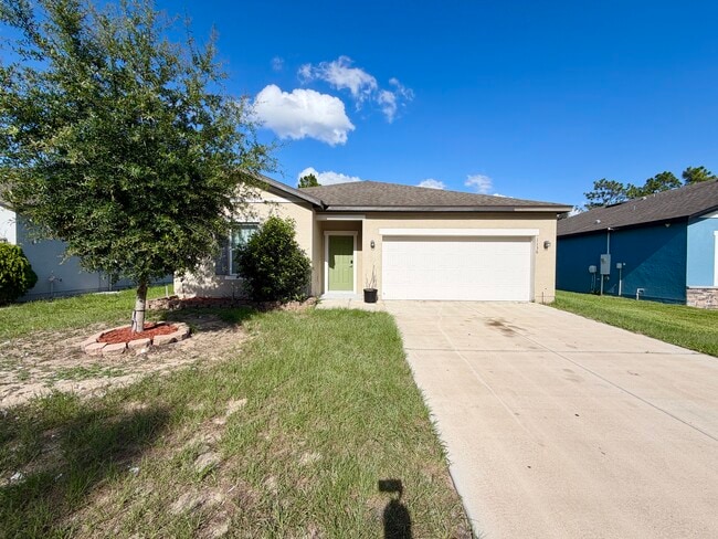 Building Photo - 1136 Roberta Rd