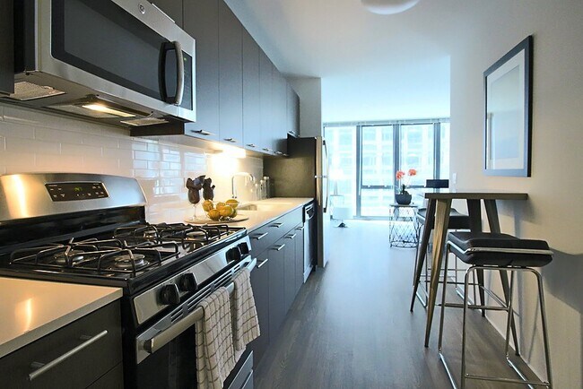Foto del edificio - 617 N Wells St