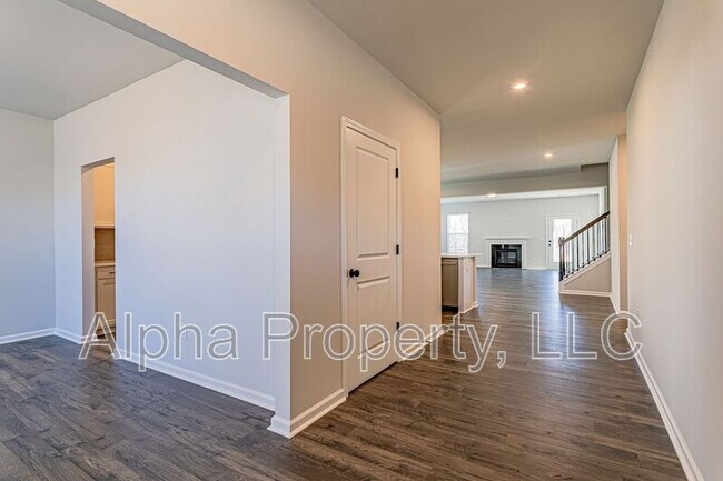 Foto del edificio - 131 Battery Creek Dr