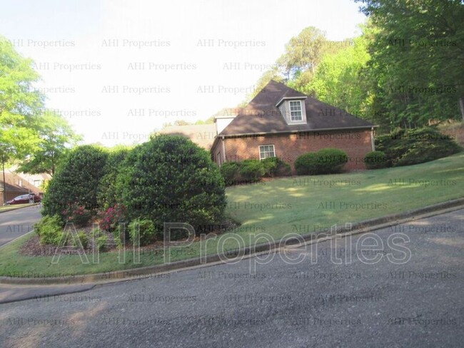 Building Photo - 443 Scenic View Ln