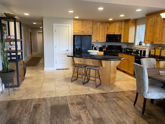 Kitchen leads to entry - 5135 Cove Canyon Dr
