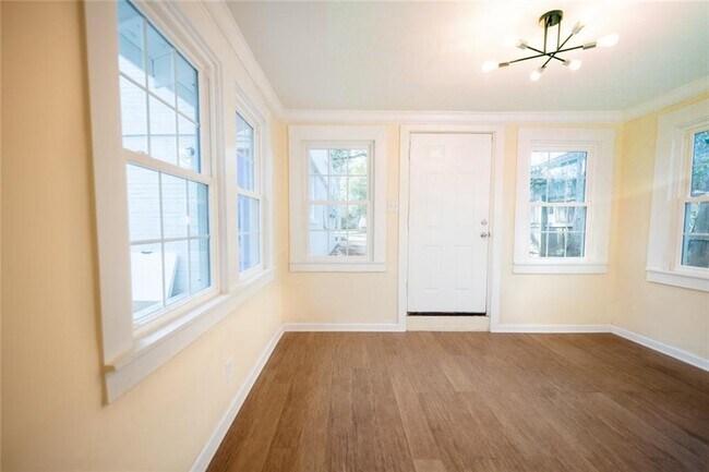 Foto del edificio - 114 N Julia St