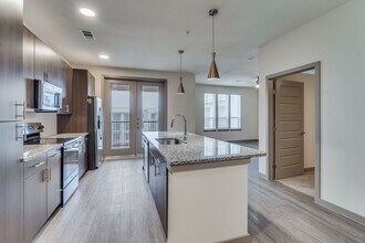 Interior Photo - Rise 120