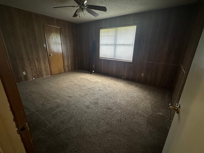 Foto del edificio - 2667 Airstrip Rd
