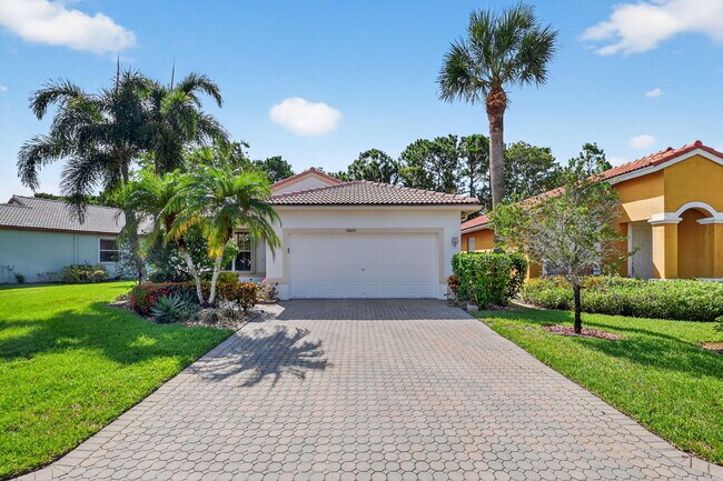 Building Photo - 8403 Siciliano St