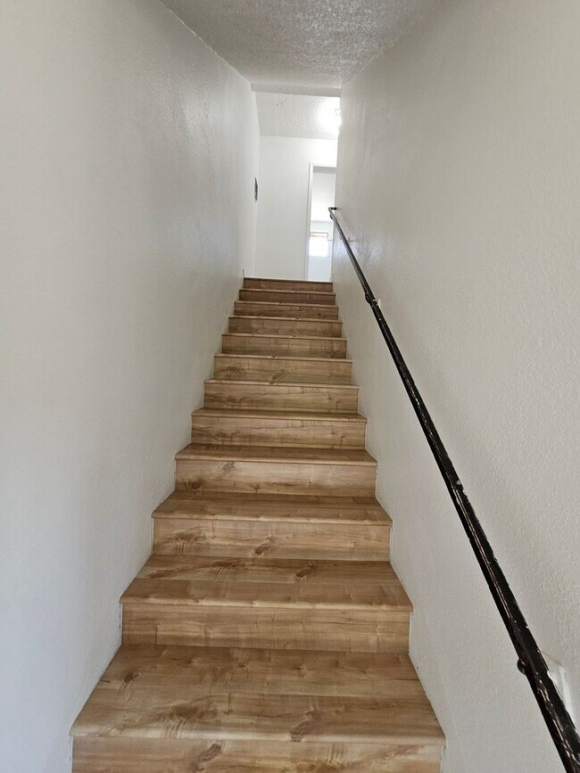 Foto del edificio - 2333 Birkdale St